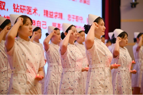 大学各单位围绕国际护士节举办形式多样的系列活动