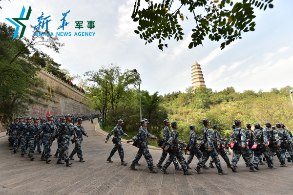 http://news.xinhuanet.com/mil/2017-10/06/129716697_15072851650211n.jpg